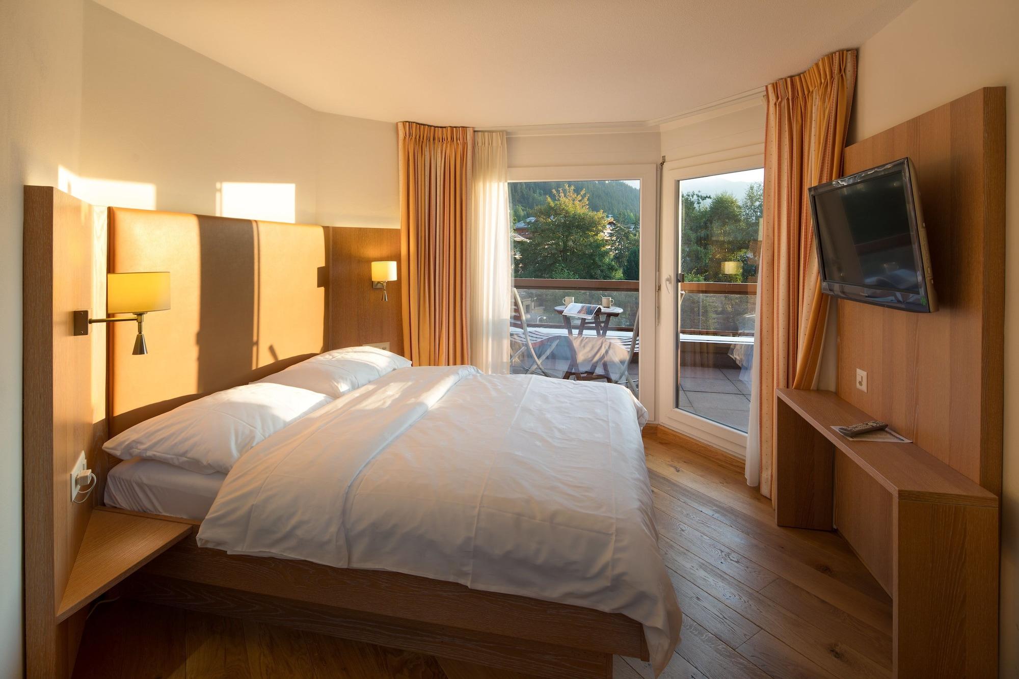 Hotel Helvetia Intergolf Кран-Монтана Екстер'єр фото