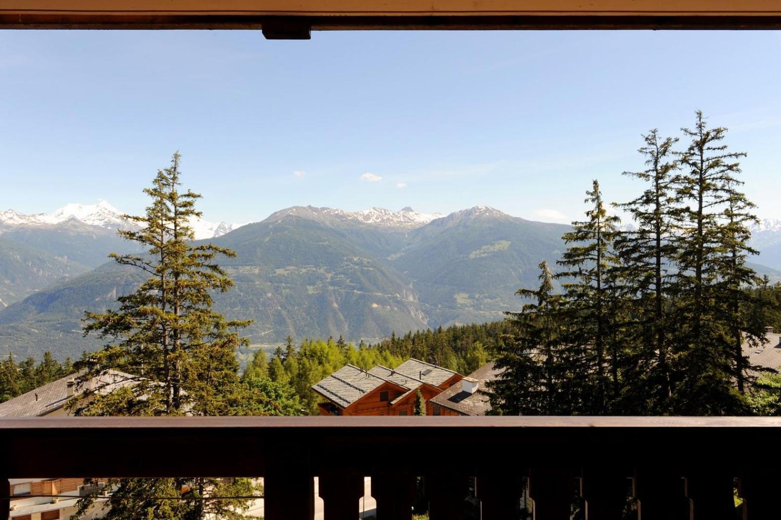 Hotel Helvetia Intergolf Кран-Монтана Екстер'єр фото